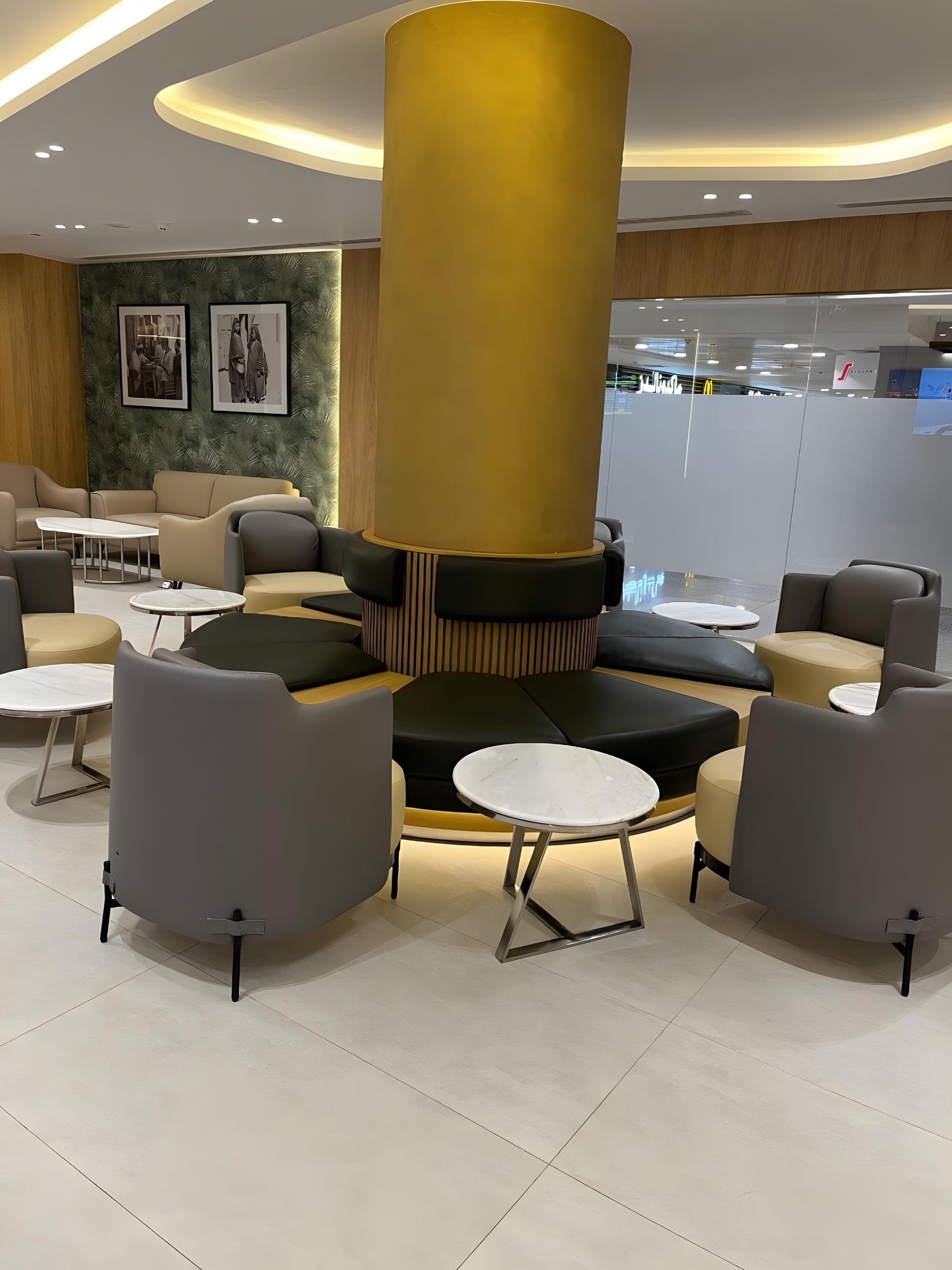 Ahlein Emerald Lounge, Cairo International Airport · Terminal 2 (view 11)