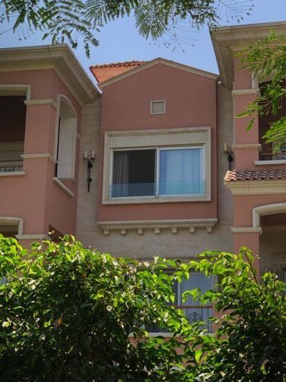 Private Villa, Lake View, New Cairo (view 2)